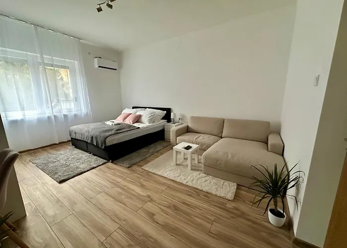Lägenhet Mate Gold Szeged